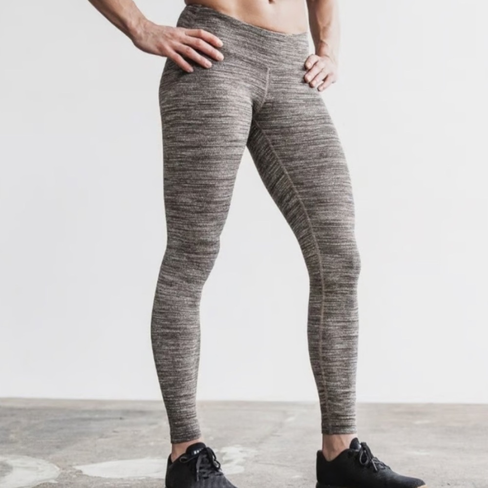 Nobull Women's Mid-Rise Melange Tight
28.5" - Cafe Melange Size SMALL